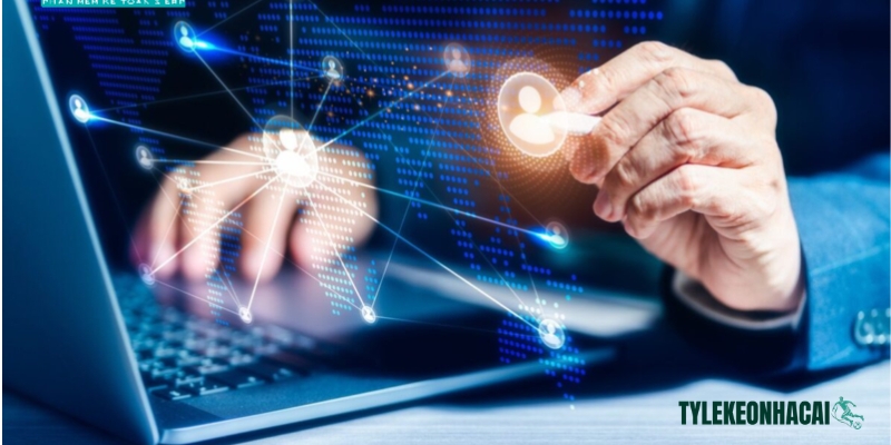 Hệ thống sở hữu các chuyên gia phân tích và dự đoán lão luyện